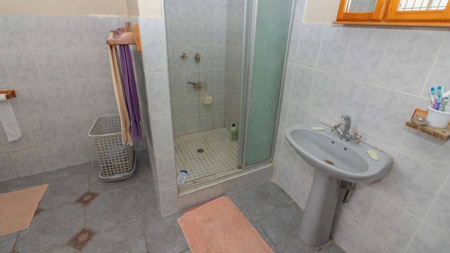 4 Bedroom Property for Sale in Morewag Free State